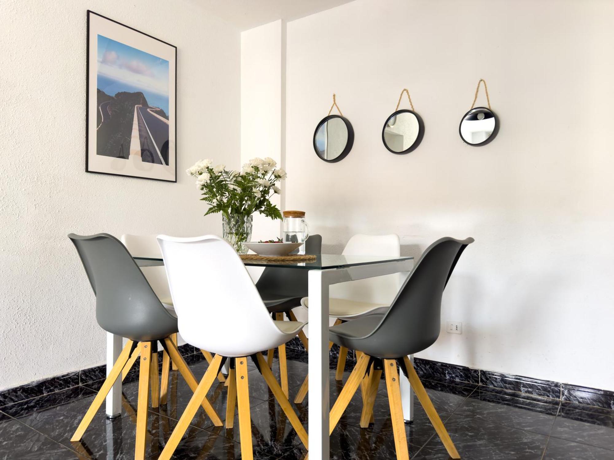 Amazing 3-Bedroom Apartment. Pool And Sea View! Los Cristianos  Exteriér fotografie